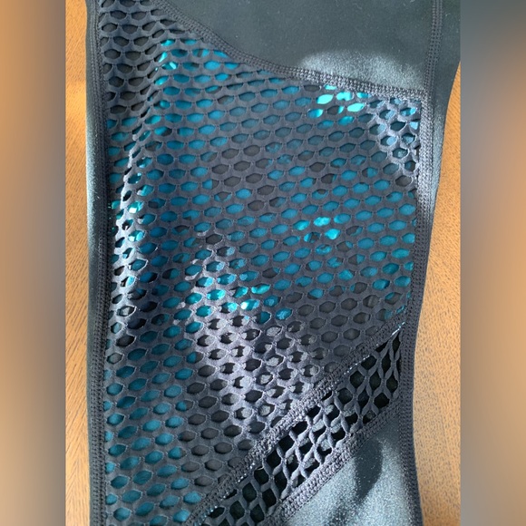 Fabletics Leggings - Picture 3 of 6